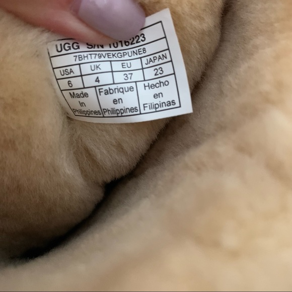 Ugg Australia Classic Brown Boots - Picture 8 of 13